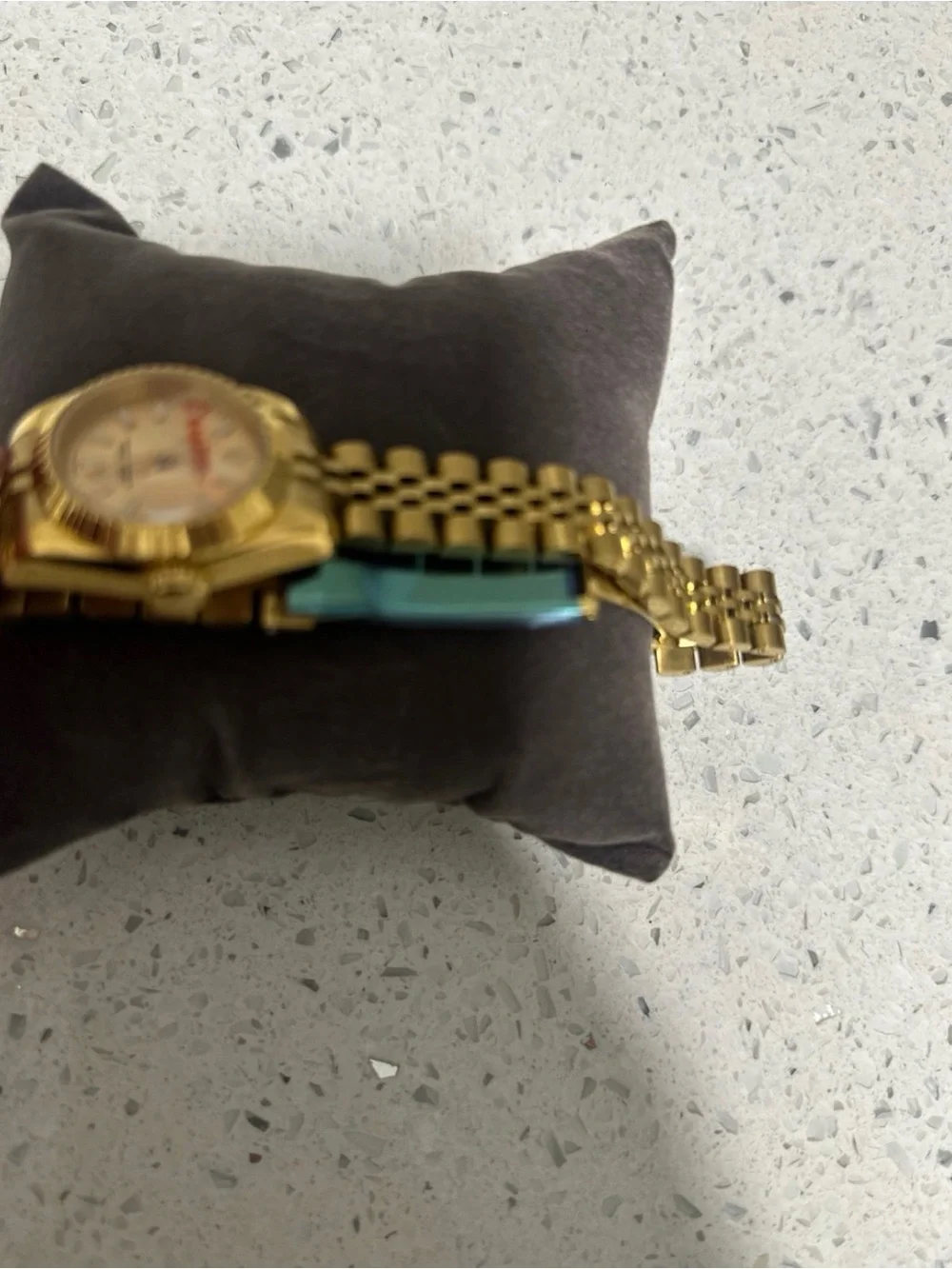 Sapphire Gold-Tone Women's Watch - Elegant Bracelet Style